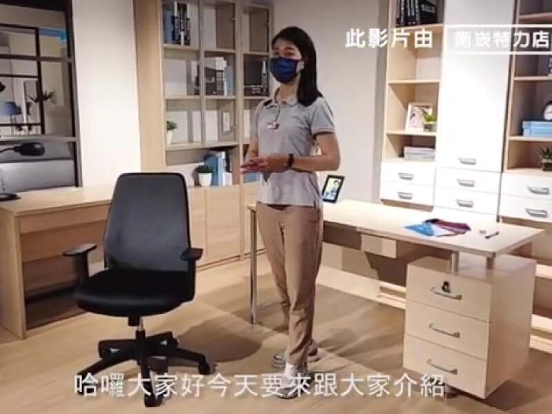 簡約質感書桌｜在書桌上寫字，真的可以嗎？